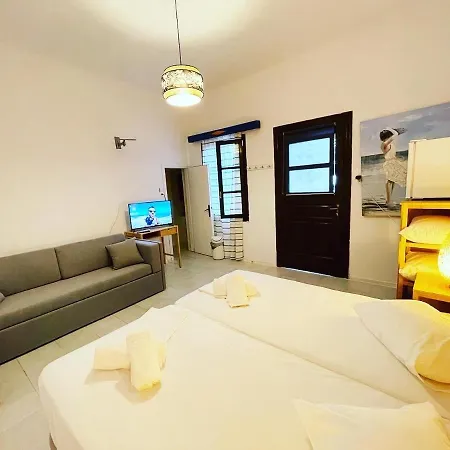 Отель Albatross