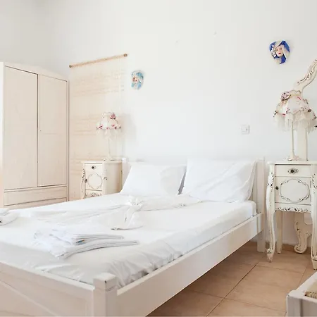 Hotel Albatross Livadi (Serifos)