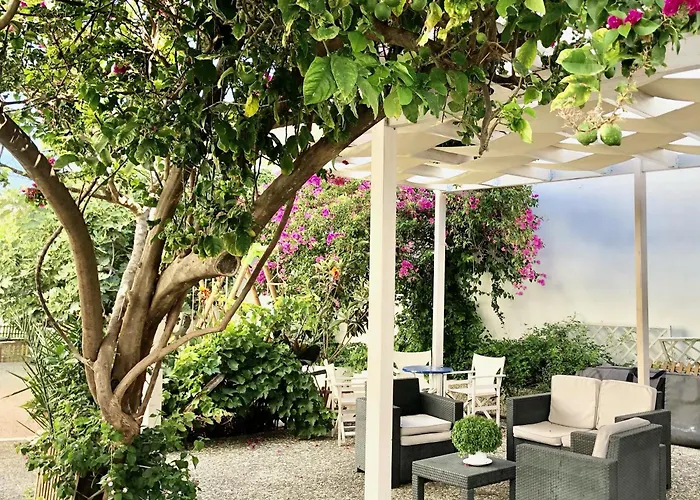 Szálloda Albatross *