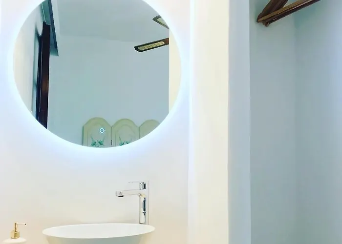 Albatross Livadi (Serifos)