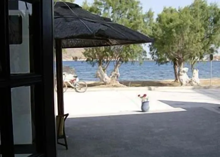 Hotel Albatross Livadi (Serifos)