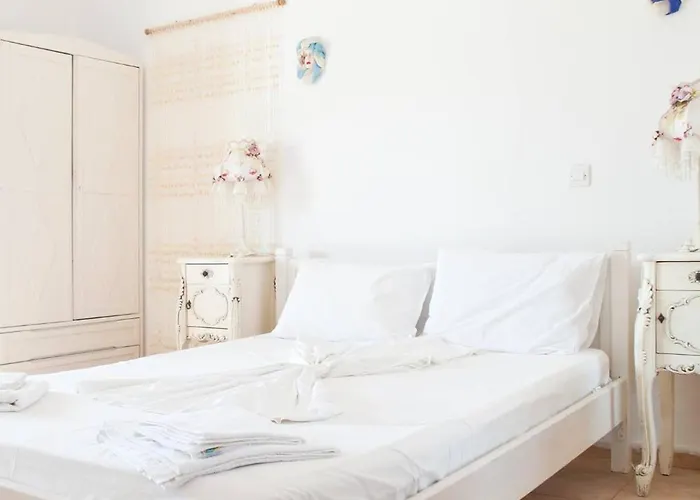 Albatross Hotel Livadi (Serifos)